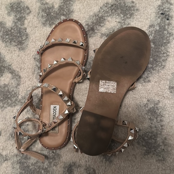 Steve Madden Travel Sandals - Picture 4 of 4